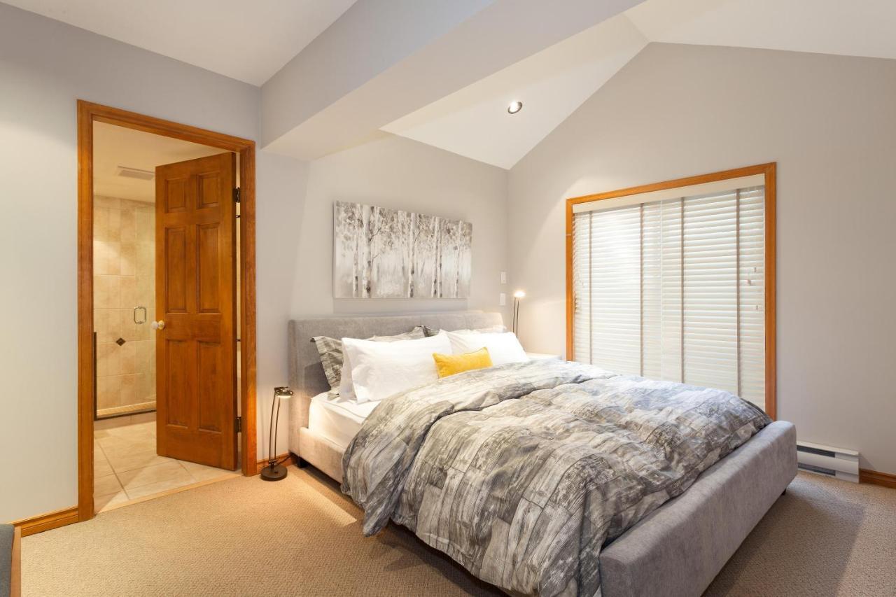 וויסטלר Painted Cliff 11 | Dog Friendly! Ski-In Ski-Out Benchlands Townhome W/ Hot Tub & Fireplace מראה חיצוני תמונה